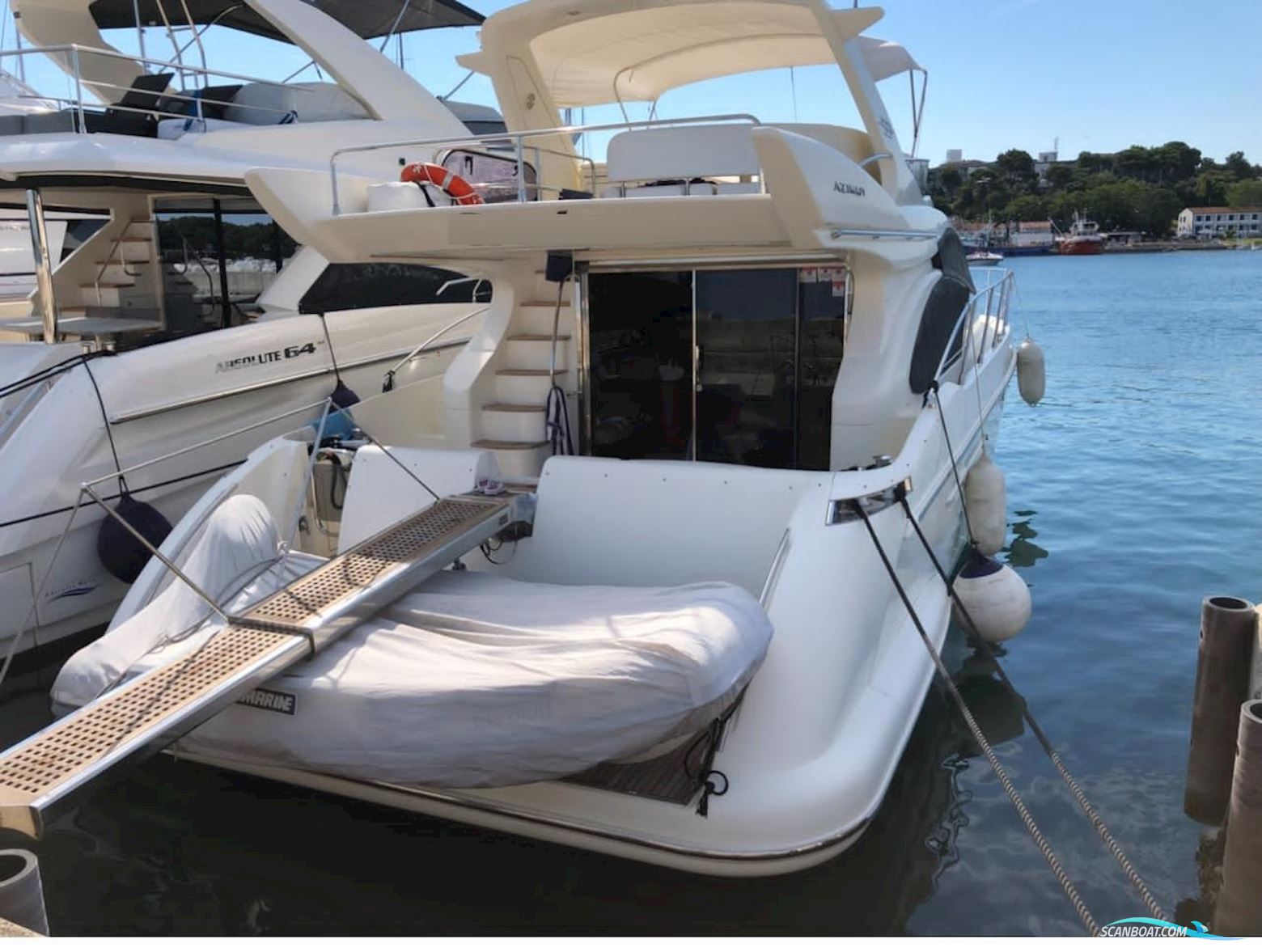 Azimut 50 Motorboat 2005, with Caterpillar C12 engine, Italy