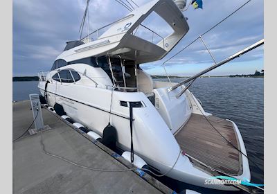Azimut 52 Flybridge Motorboat 2001, with Caterpillar engine, Sweden