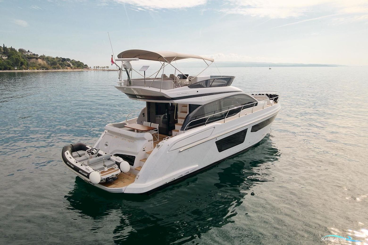 Azimut 53 Fly