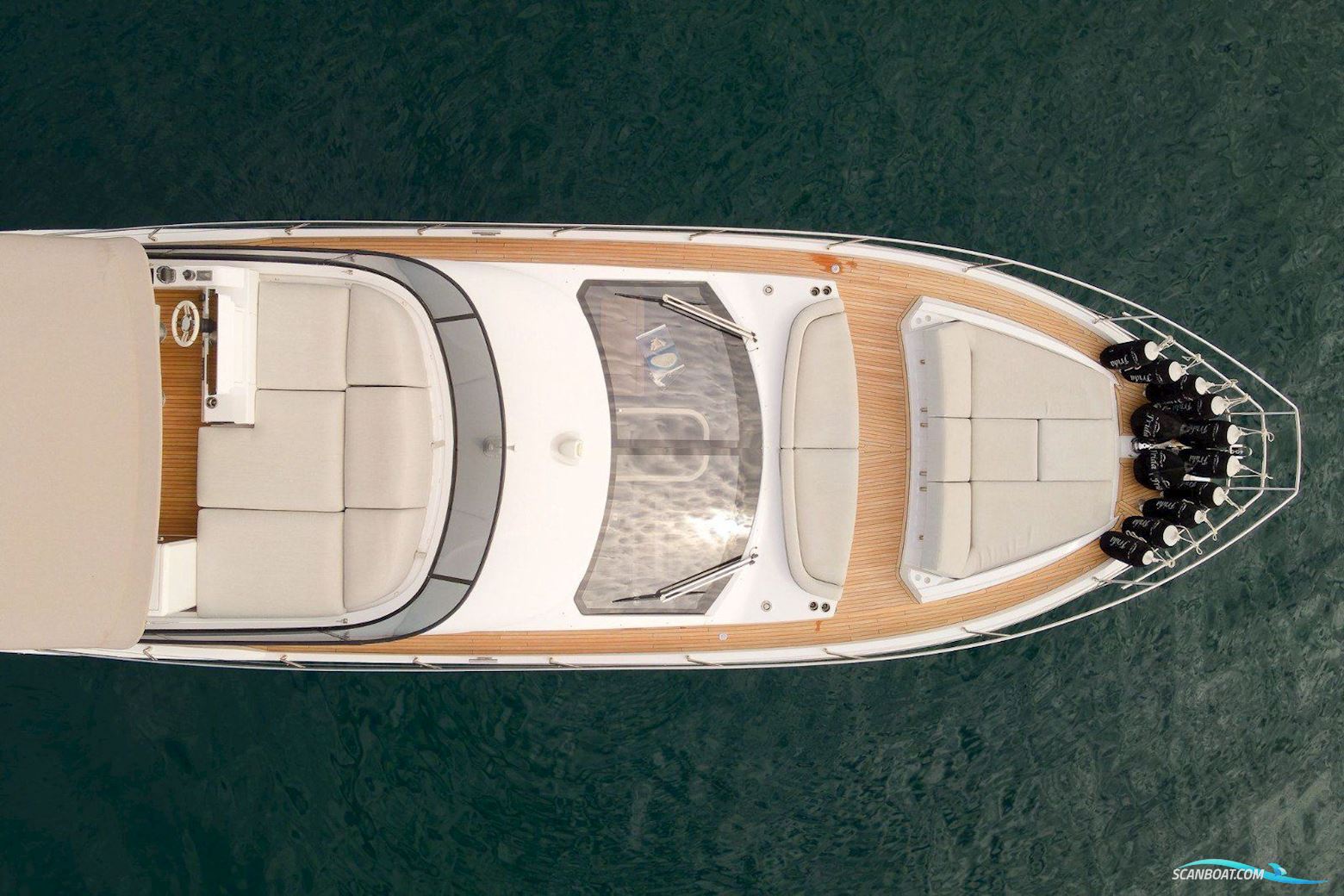 Azimut 53 Fly