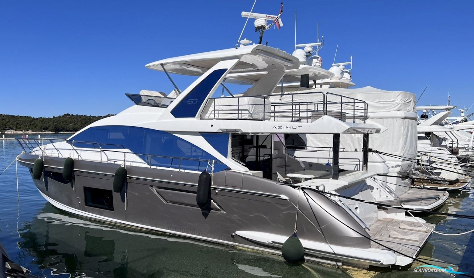 Azimut 60 Fly - Model 2018 Motorboat 2018, with Volvo Penta D13-900 engine, Croatia