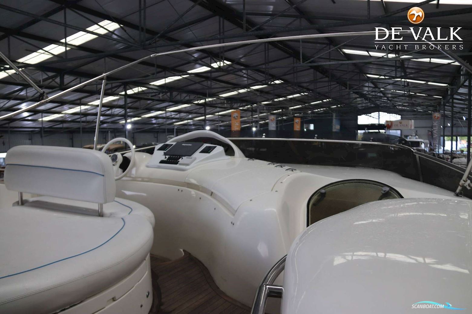 Azimut 68 Plus