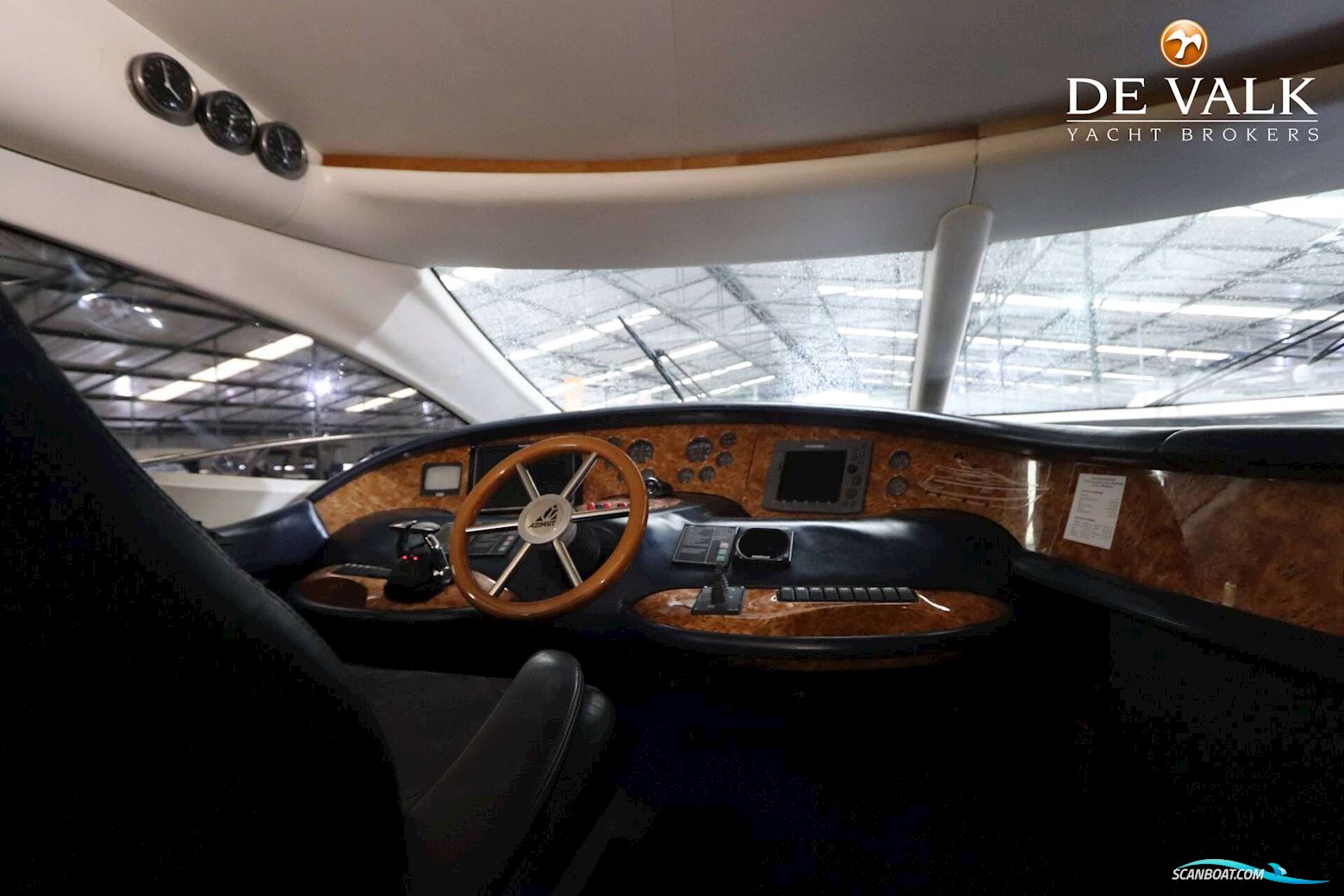 Azimut 68 Plus