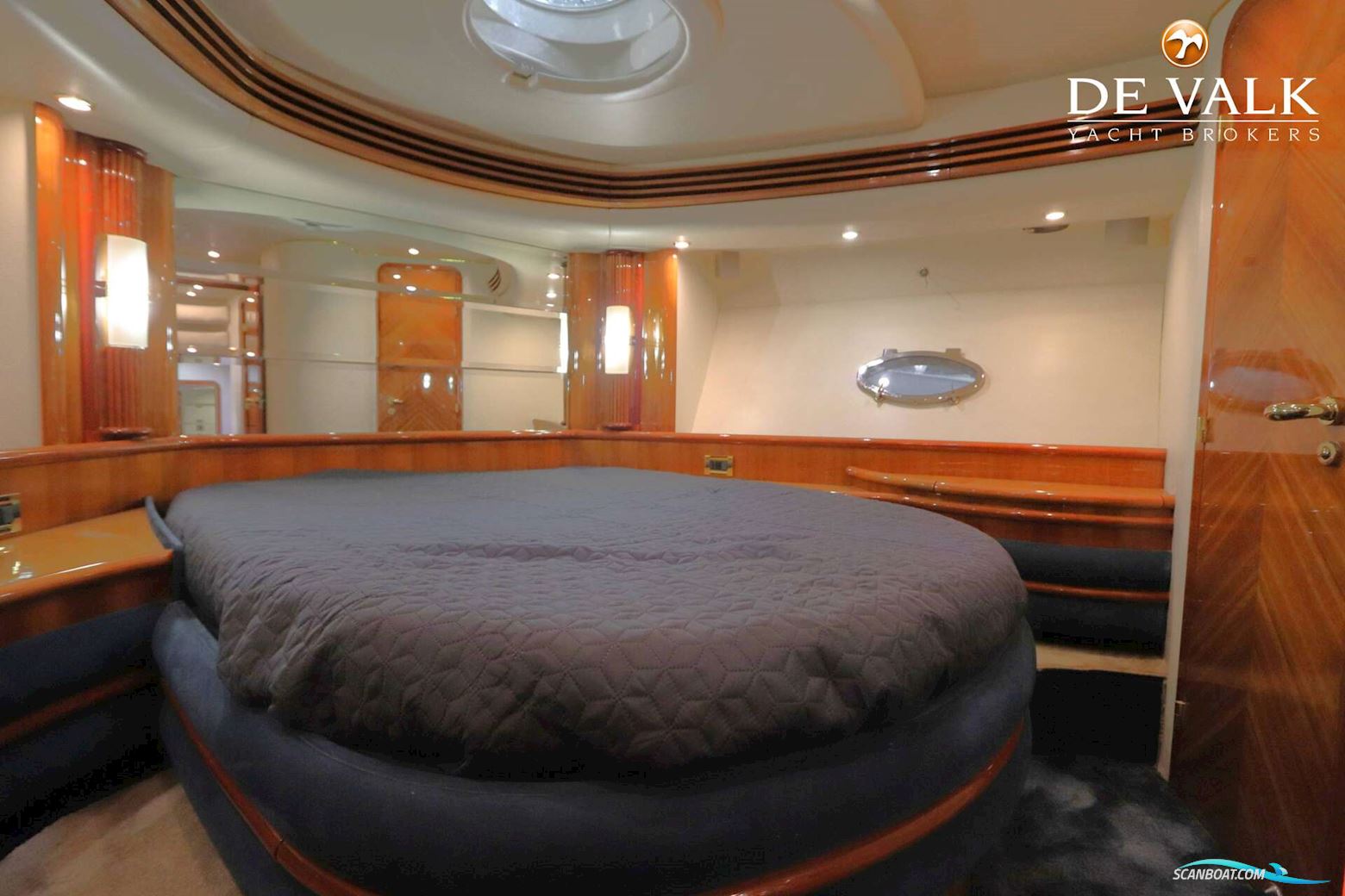Azimut 68 Plus