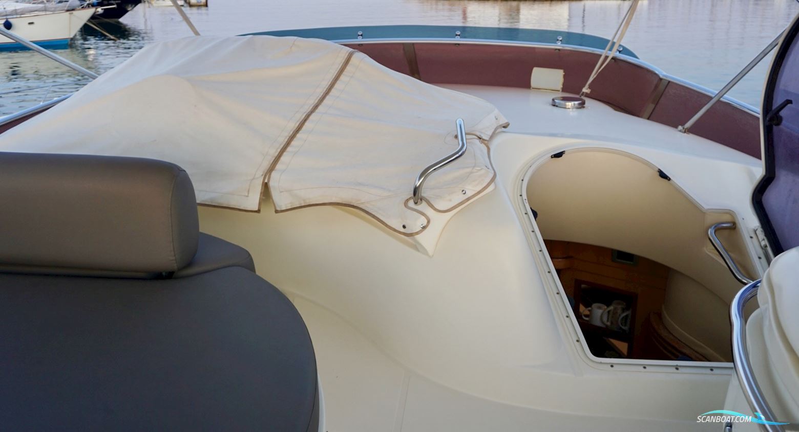 Azimut 68