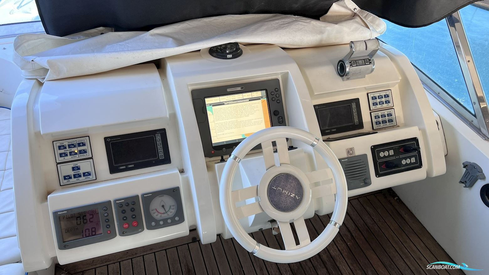 Azimut 75 FLY - 4 KABINEN - 2005