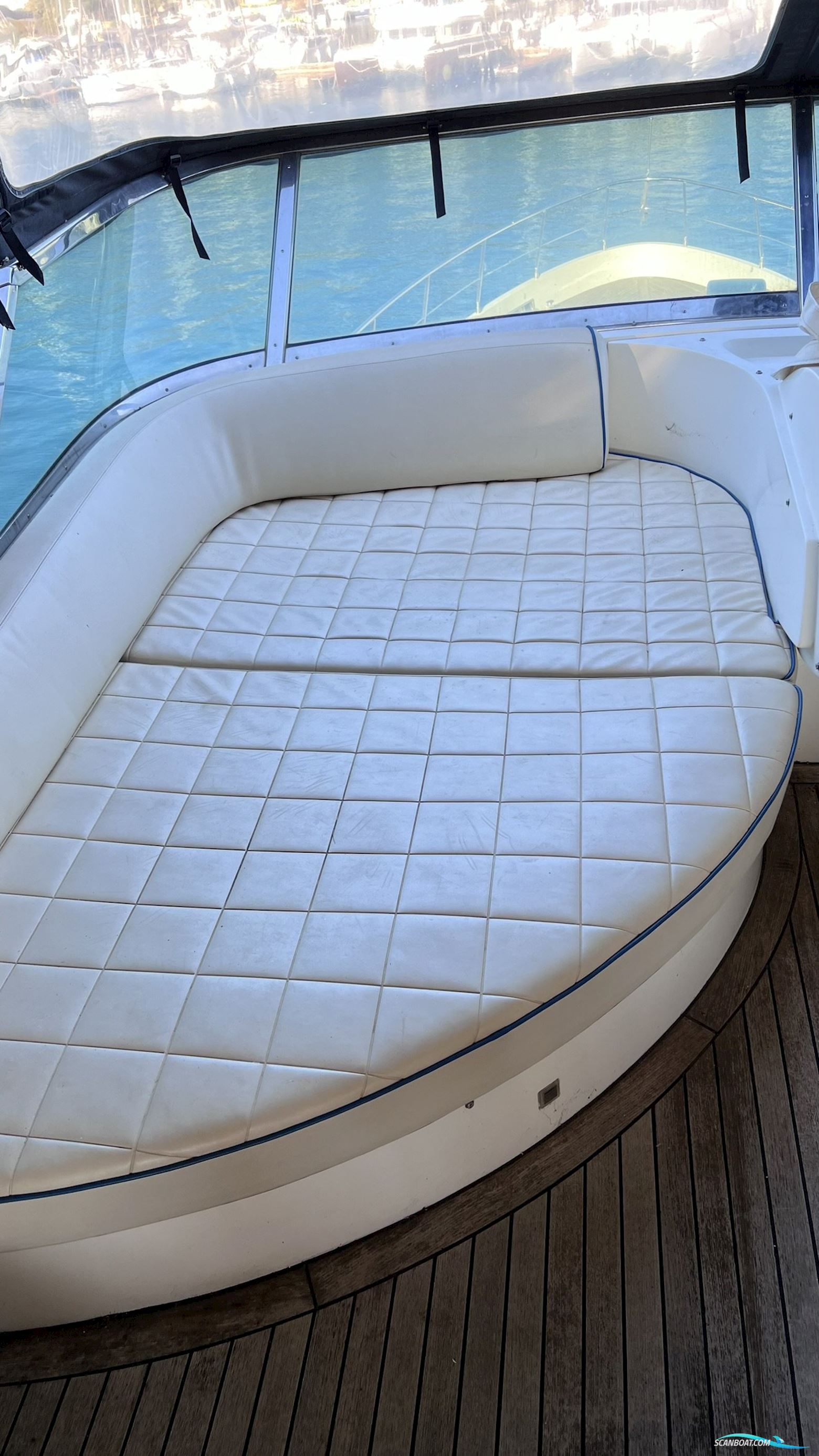 Azimut 75 FLY - 4 KABINEN - 2005