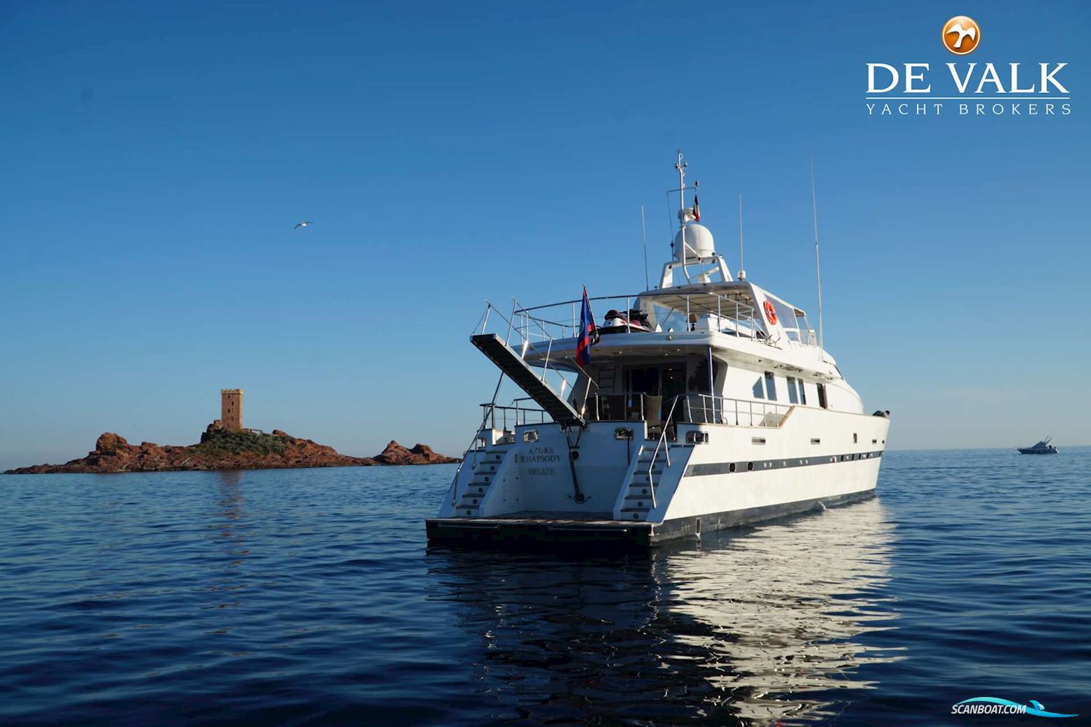 Azimut 90