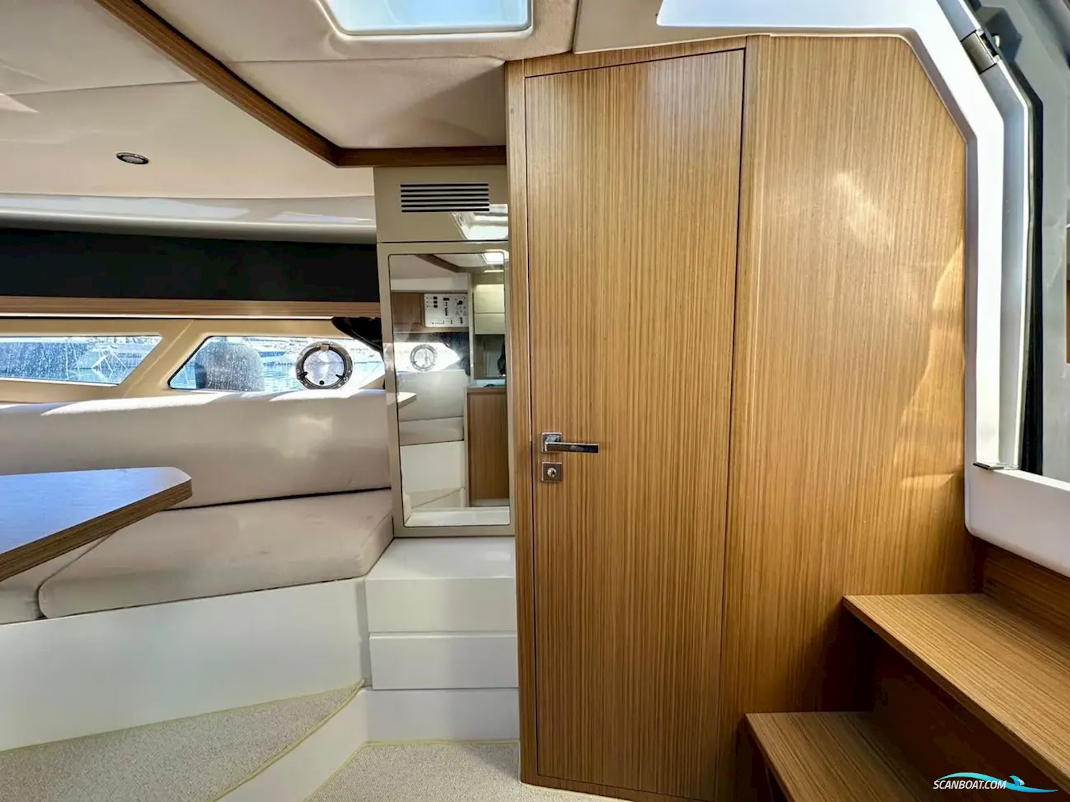 Azimut Atlantis 34
