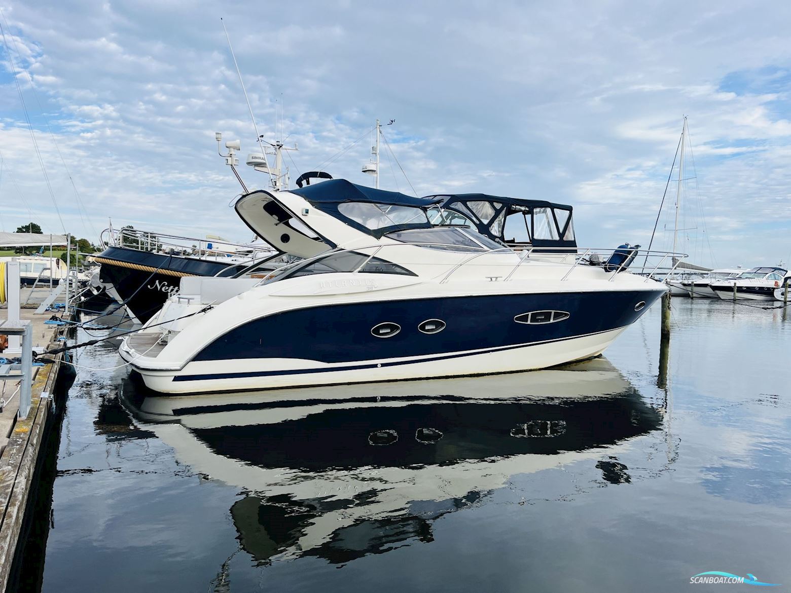 Azimut Atlantis 39