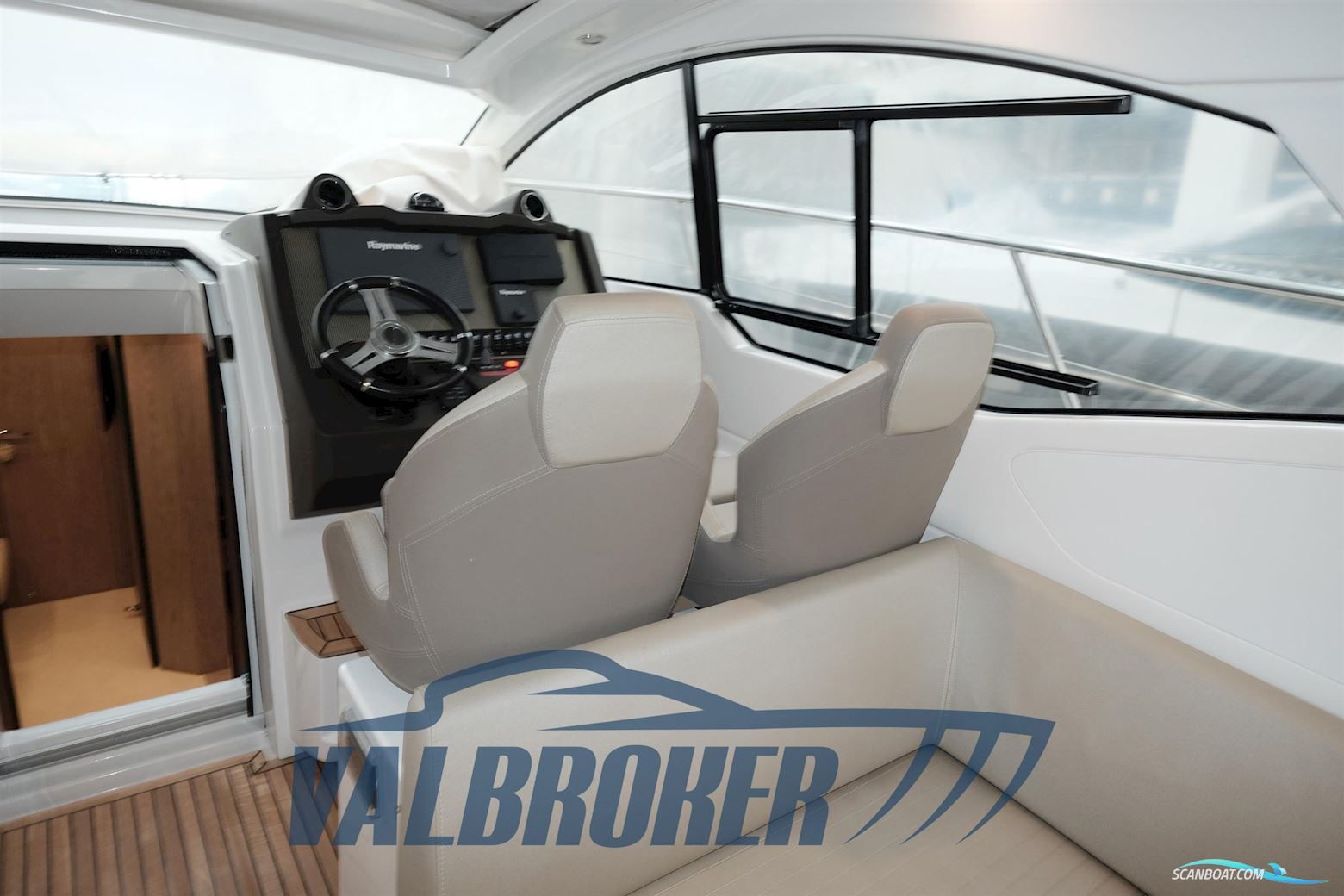 Azimut Atlantis 43