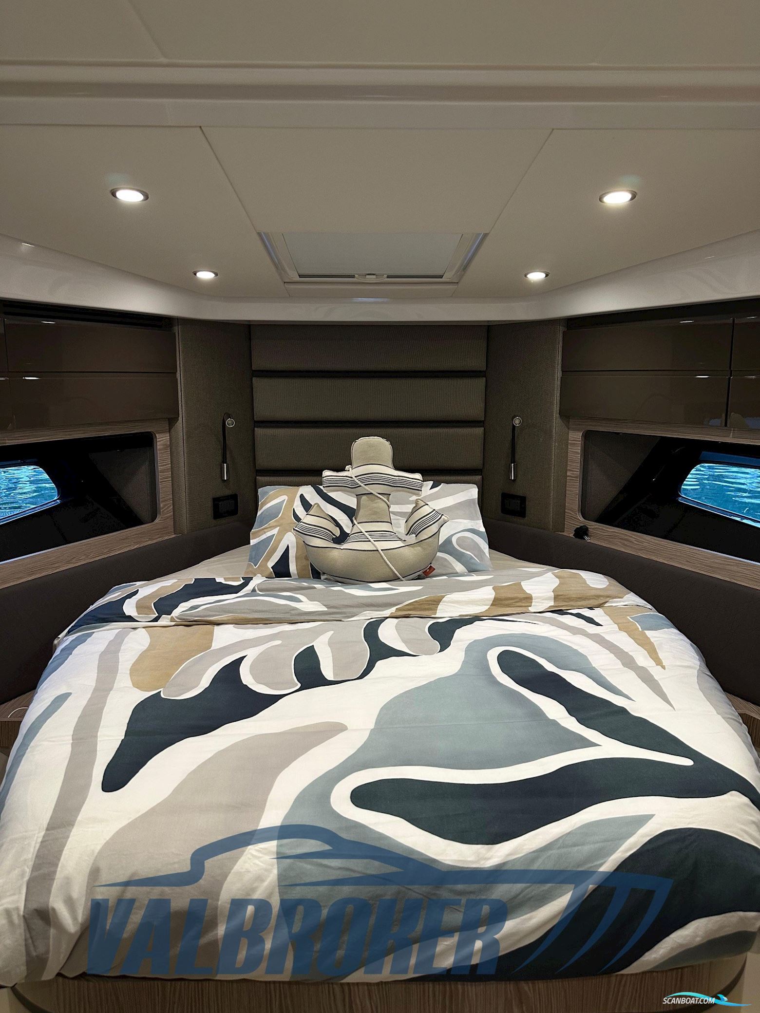 Azimut Atlantis 43