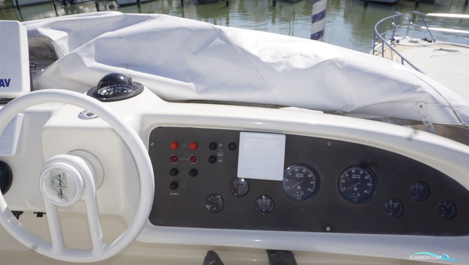 Azimut AZ 40 Fly