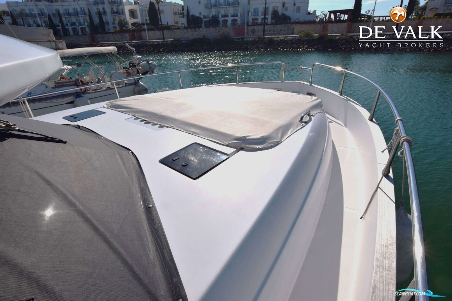 Azimut Magellano 43