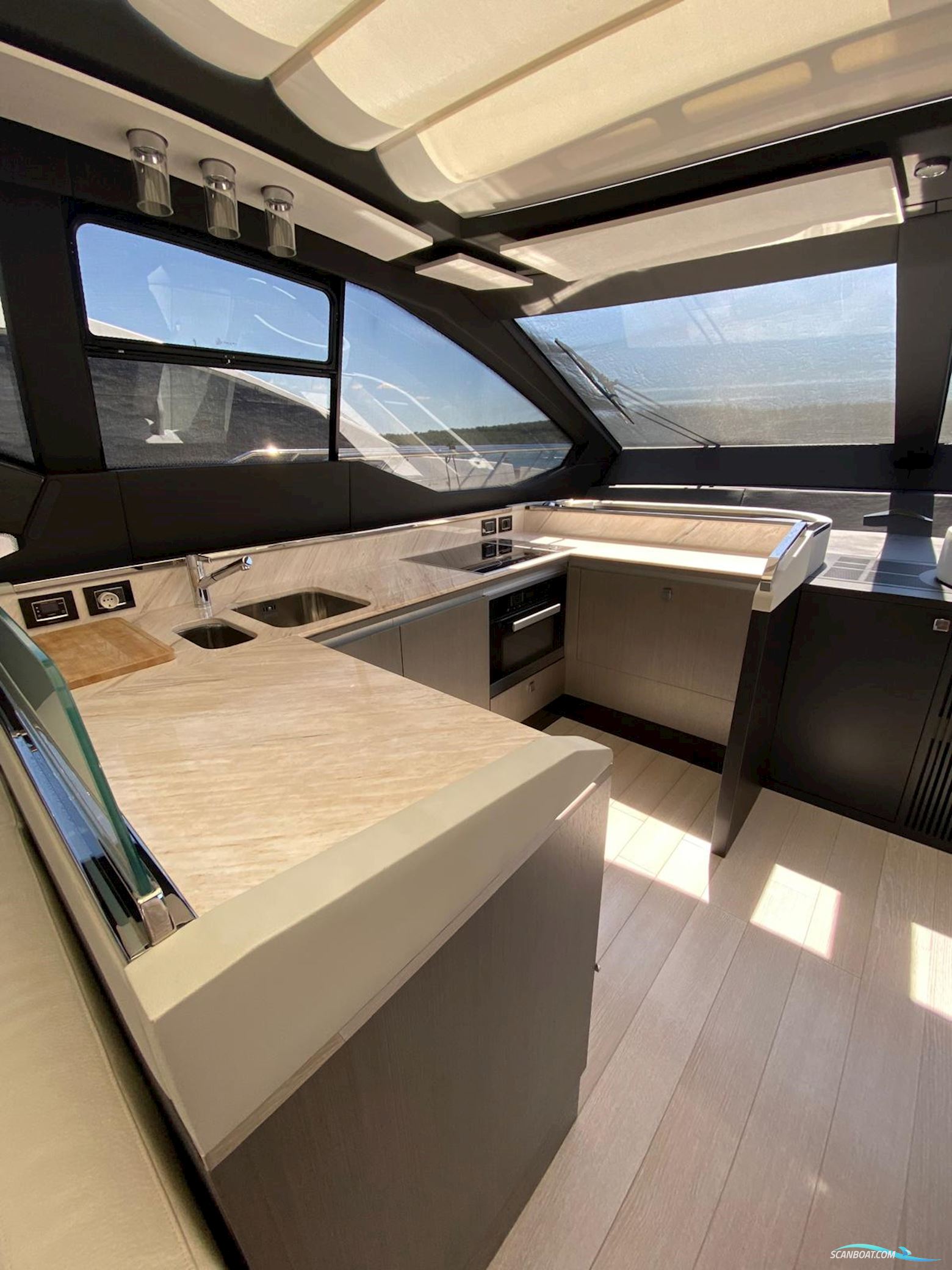 Azimut S7