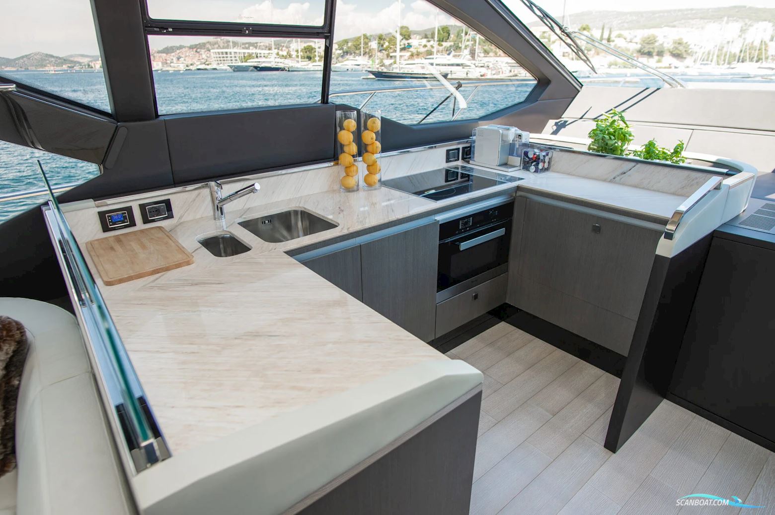 Azimut S7