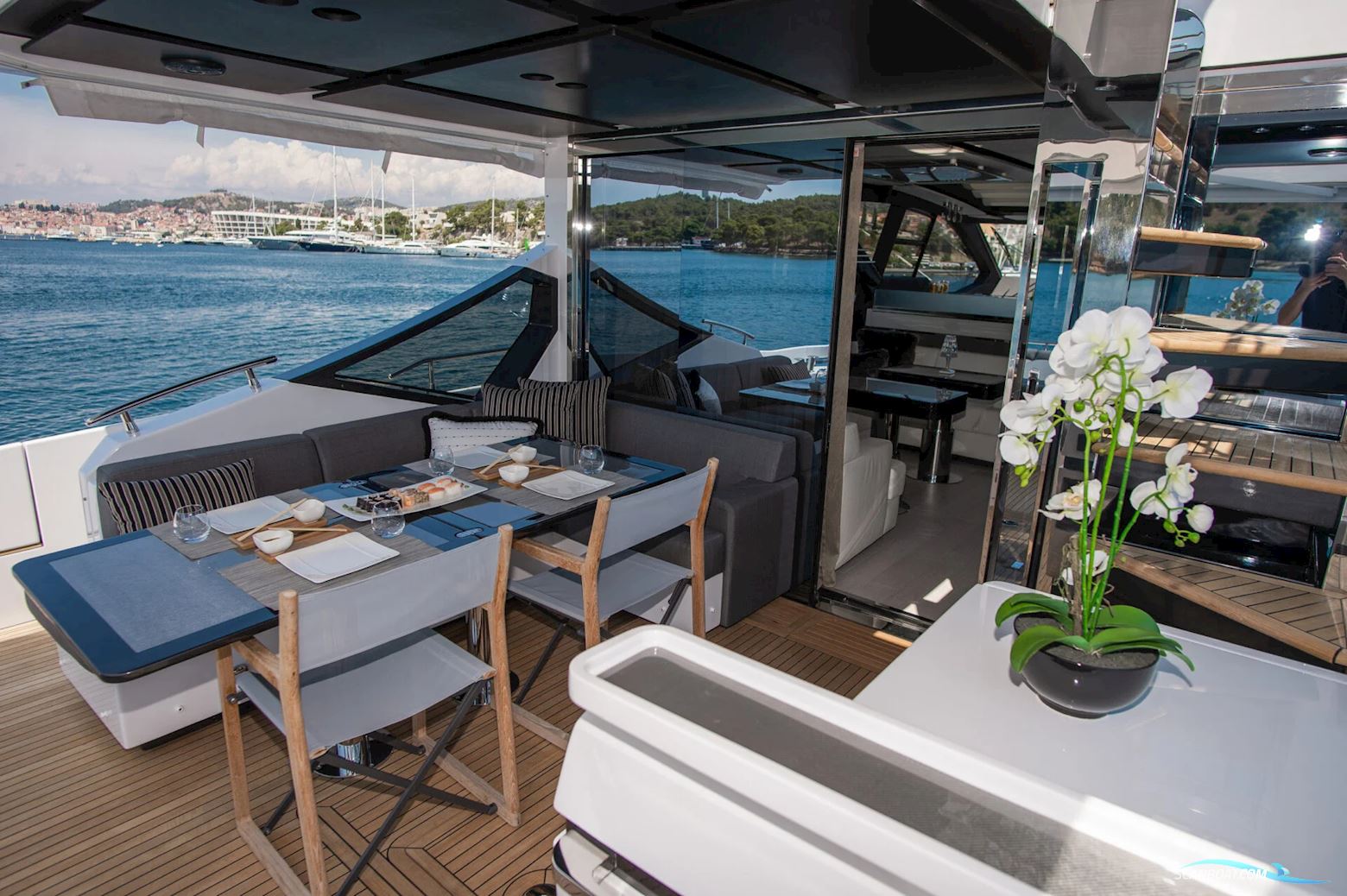 Azimut S7