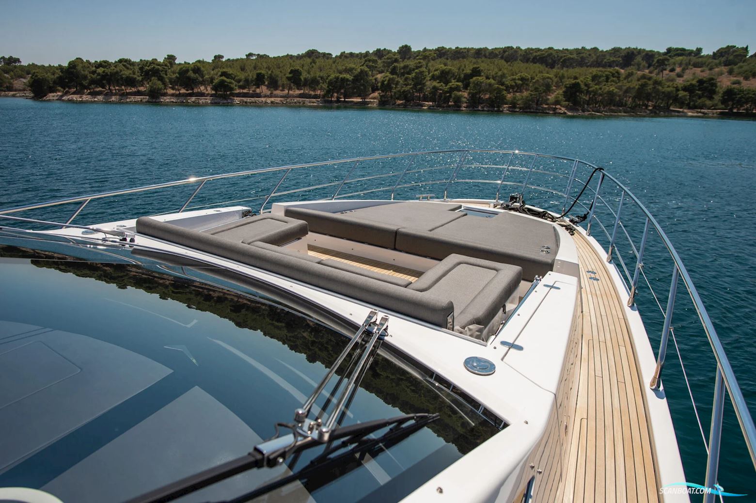 Azimut S7
