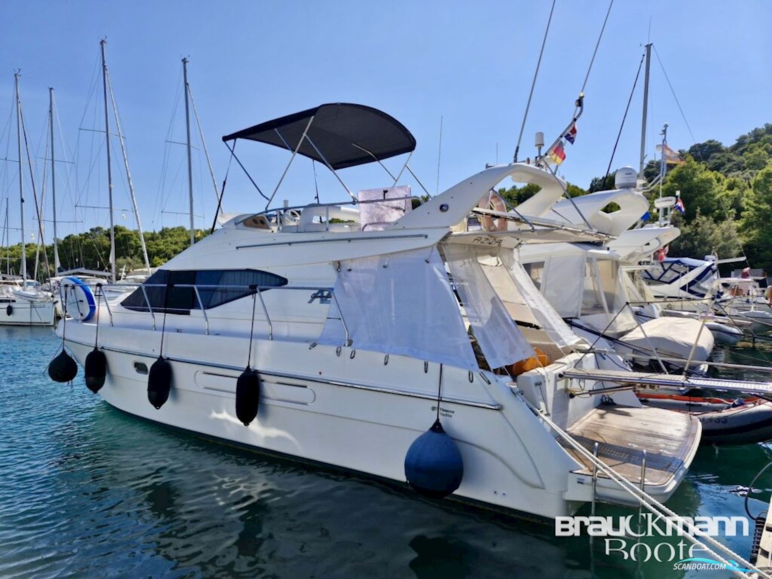 Azimut Yachts 40 Fly Quaranta Motorboat 1994, with Volvo Penta engine, Croatia