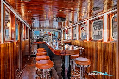 Båd Cafe Sorte Louis Motorboat 1950, with Engine Type 1 Stk. 4-Cylindret 2-Takt Alpha Diesel, 119 hk,Hk 119,Diesel engine, Denmark