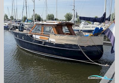 Bakdek-Kotter One Off Motorboat 1955, with Lister Petter Diesel engine, The Netherlands