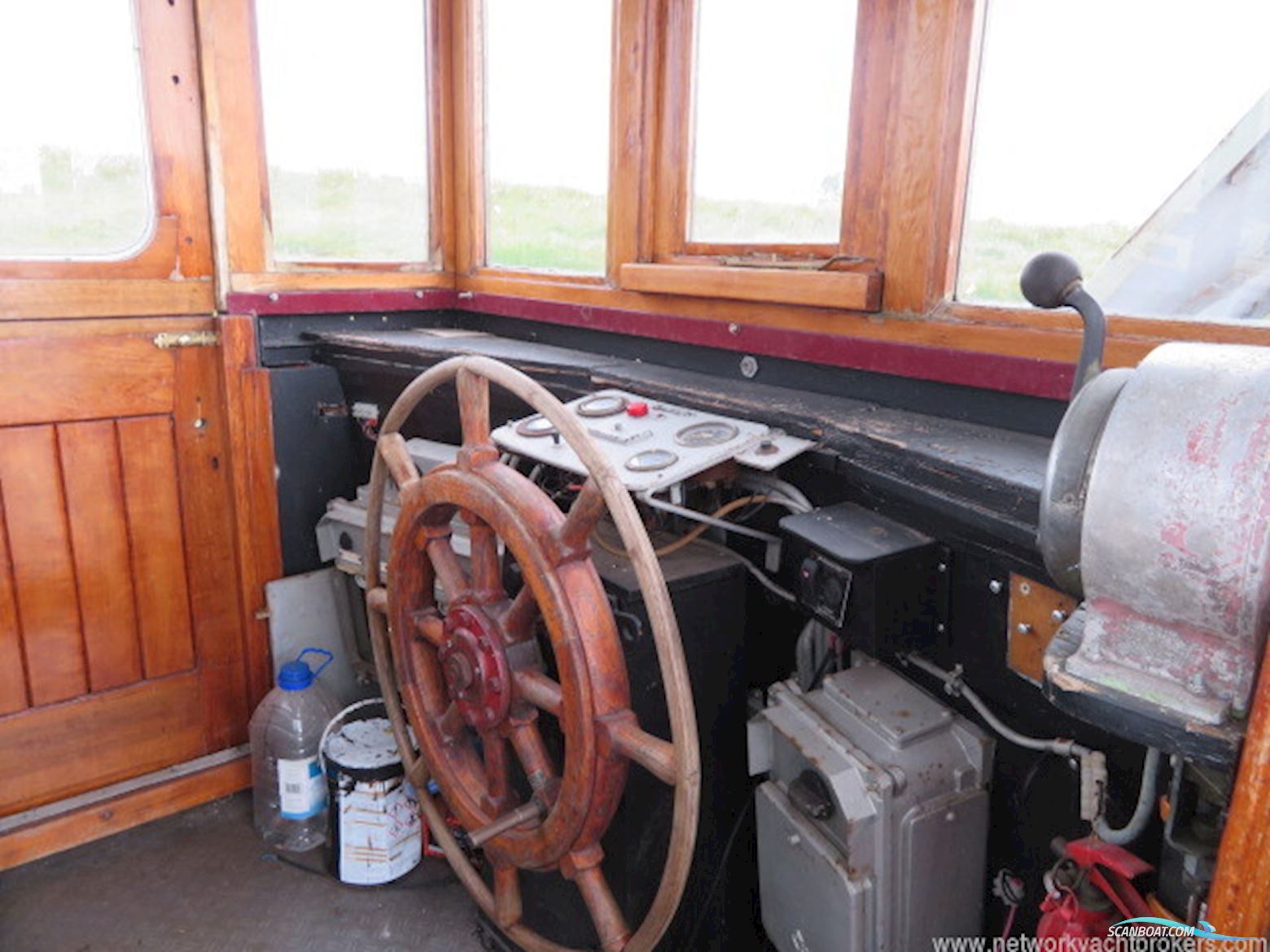 Barge Dutch Bunker