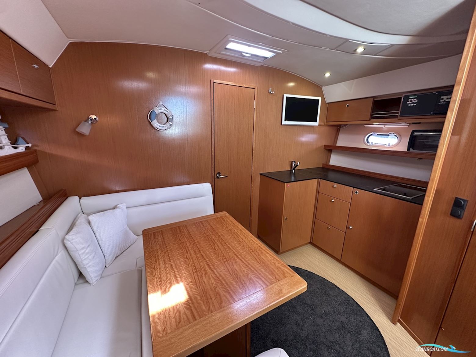 Bavaria  38 Sport