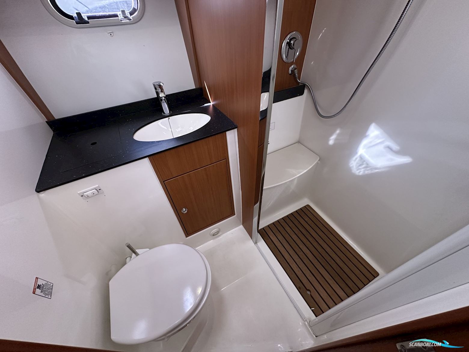 Bavaria  38 Sport