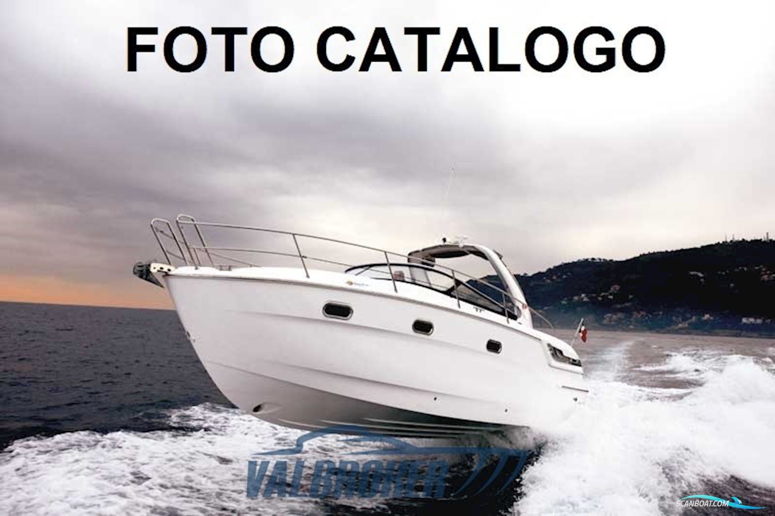 Bavaria 28 Sport Motorboat 2012, with Mercruiser 5.0 Mpi engine, Italy
