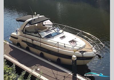 Bavaria 32 Sport Motorboat 2013, with Volvo engine, The Netherlands