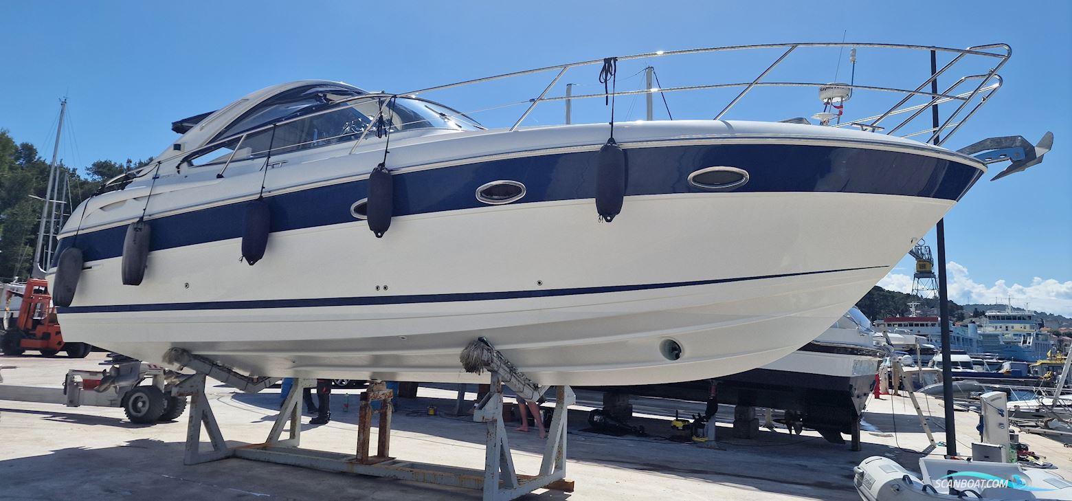 Bavaria 33 SPORT Motorboat 2010, with VOLVO PENTA 5.7 GXI engine, Croatia