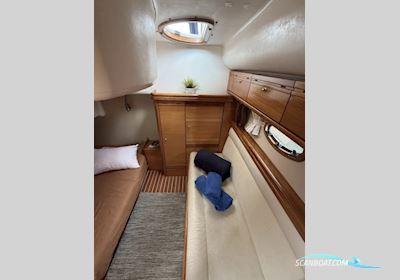 Bavaria 35 Sport Motorboat 2007, with Volvo Penta 5,7L GXI engine, The Netherlands