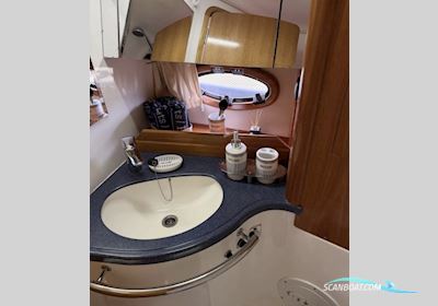 Bavaria 35 Sport Motorboat 2007, with Volvo Penta 5,7L GXI engine, The Netherlands