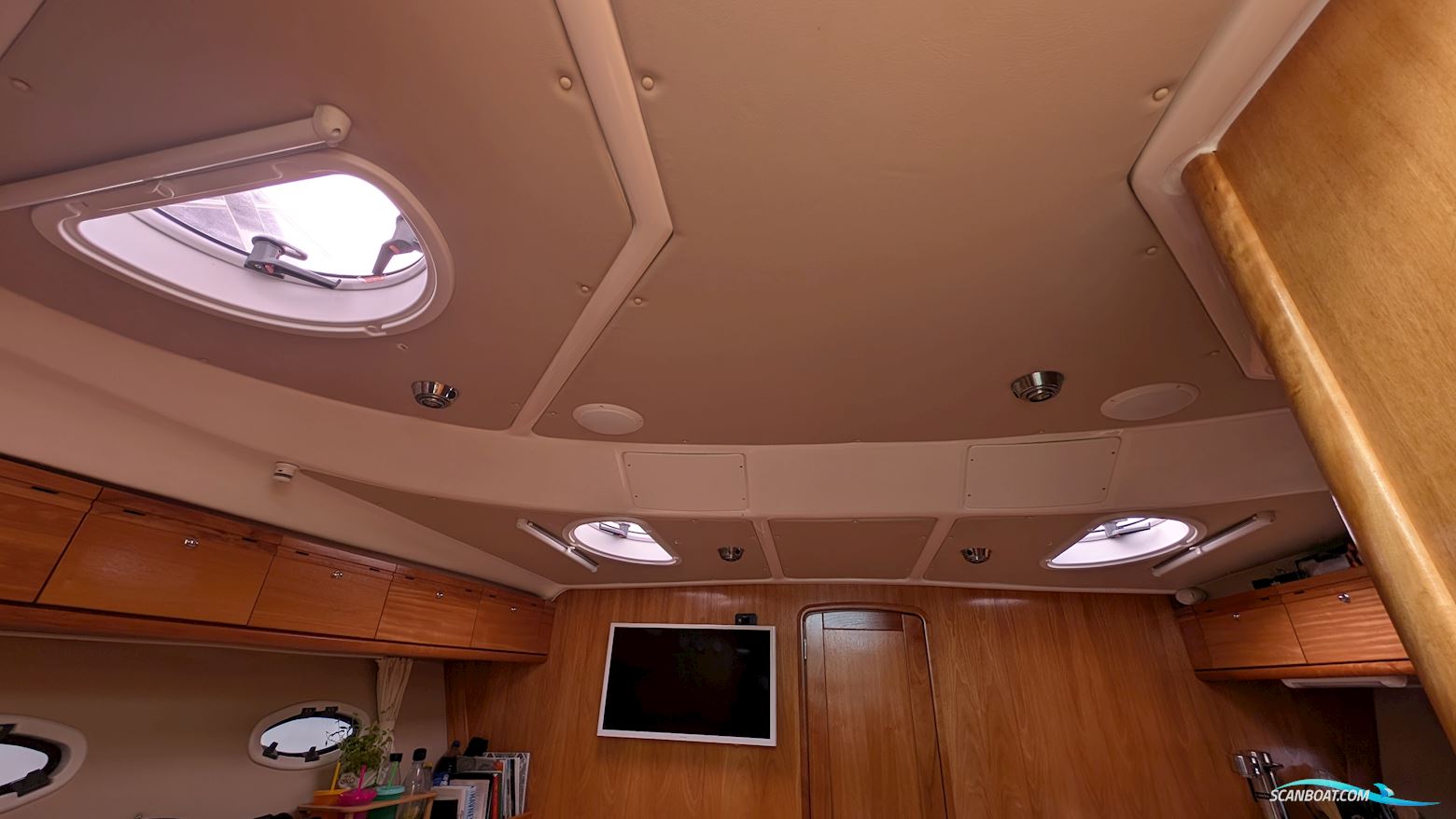 Bavaria 37 HT