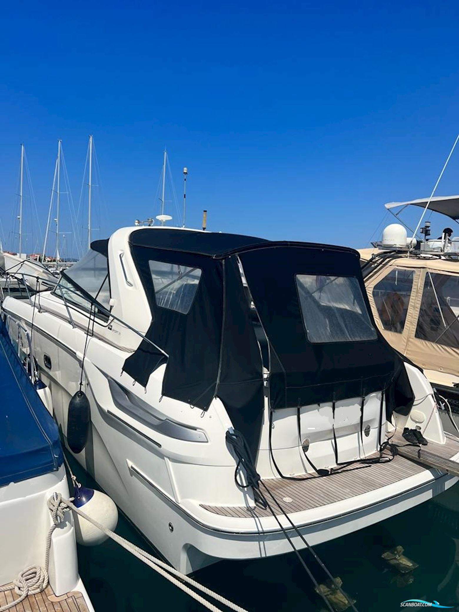 Bavaria 38 Sport Motorboat 2011, with Volvo Penta engine, Croatia
