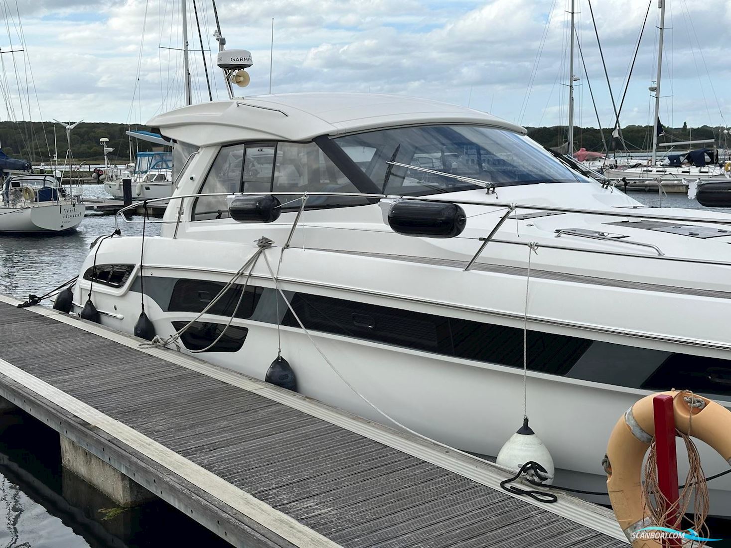 Bavaria 450