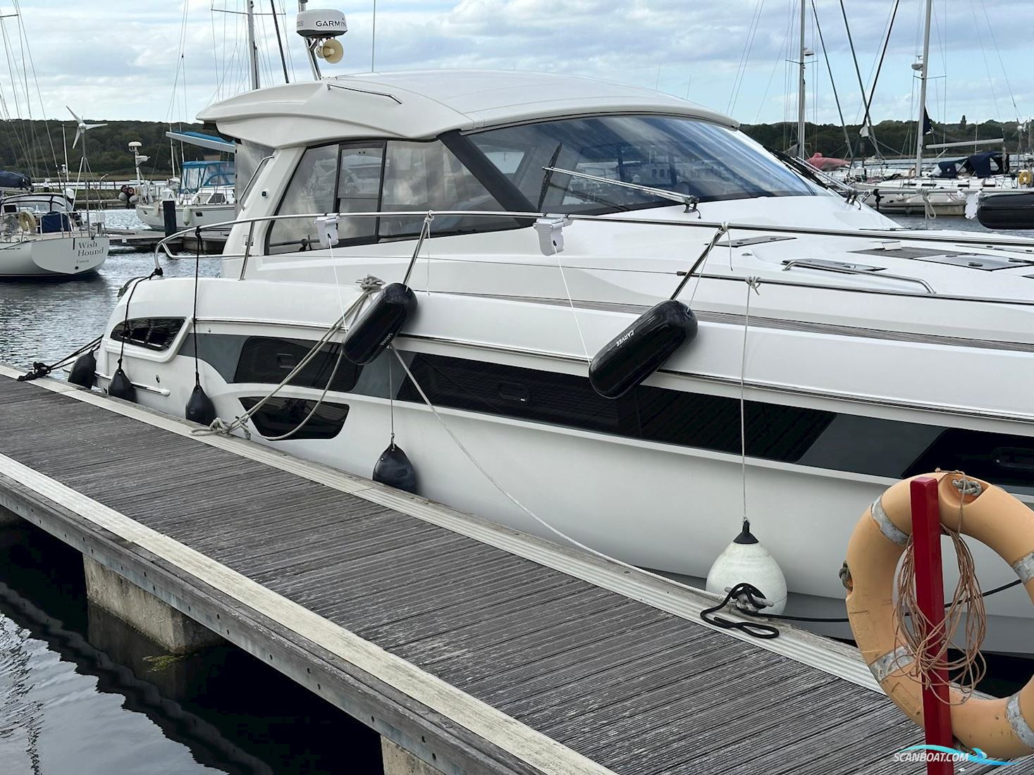 Bavaria 450