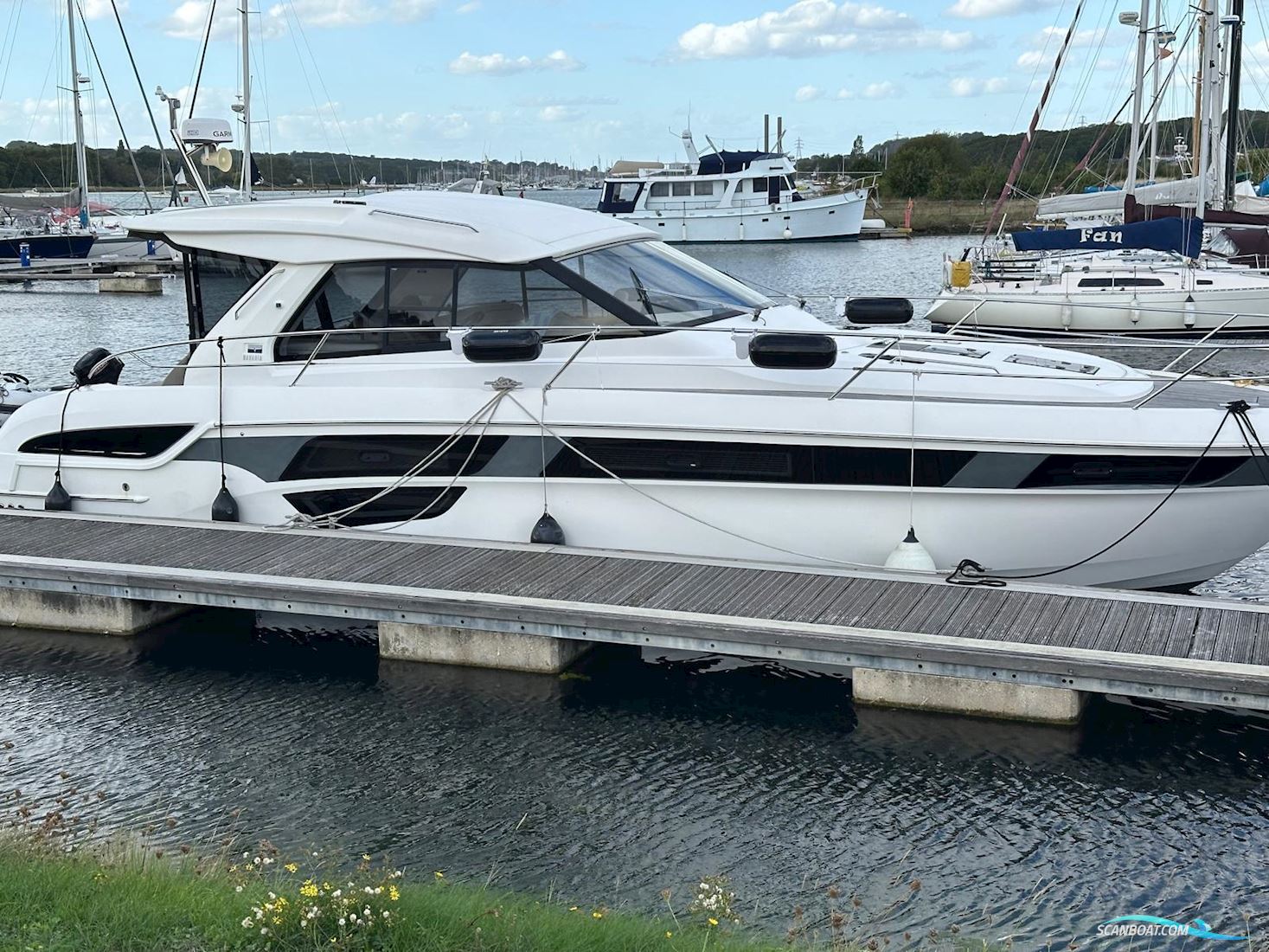 Bavaria 450
