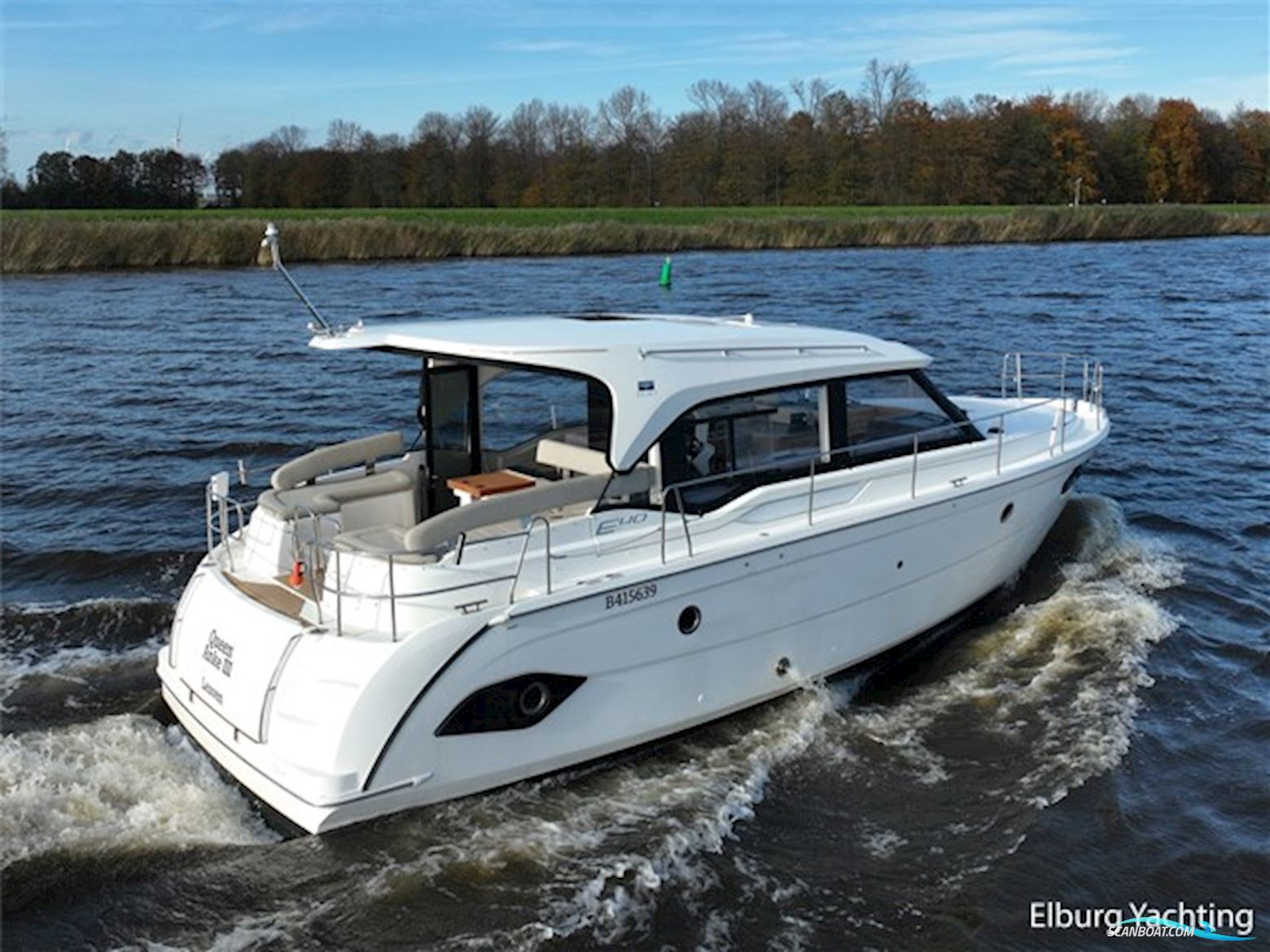 Bavaria E40 - Sedan
