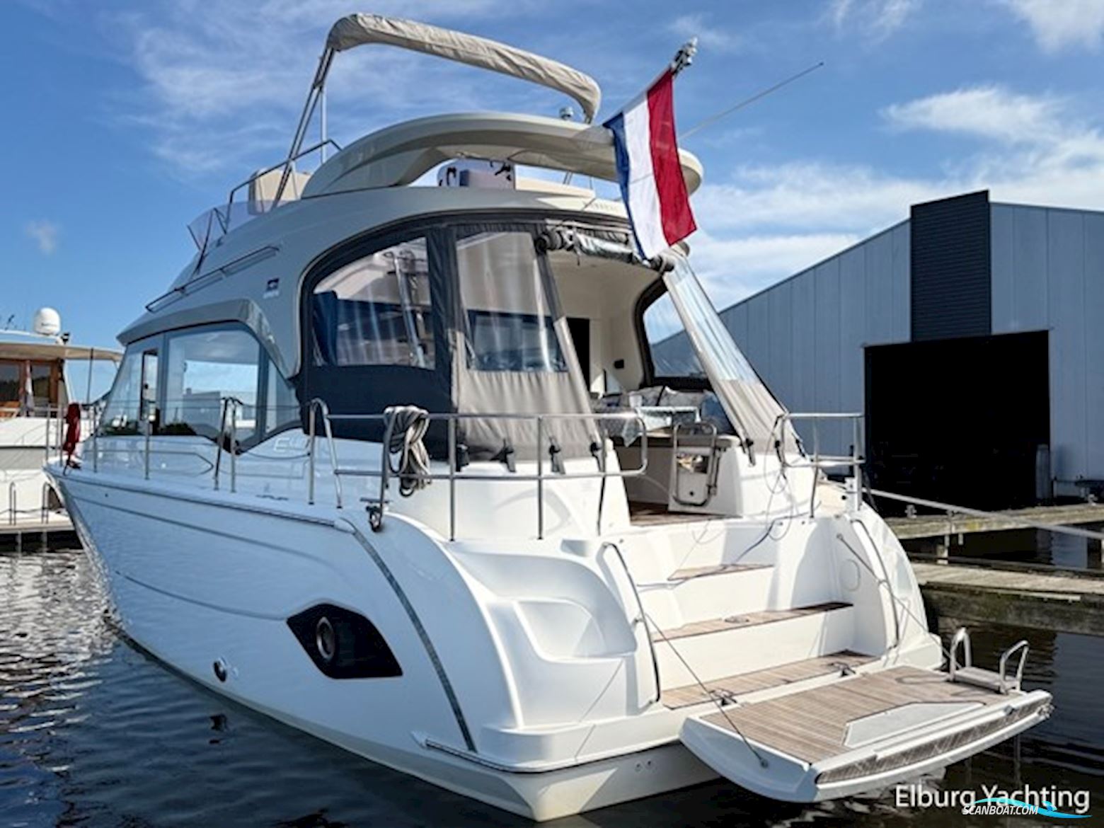 Bavaria E40 Flybridge