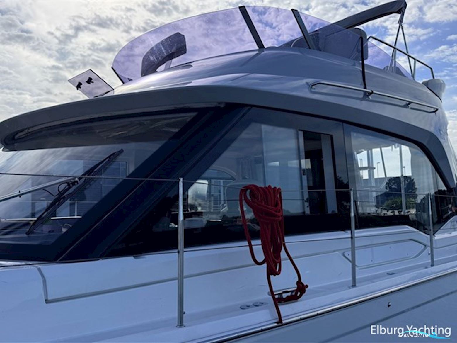Bavaria E40 Flybridge