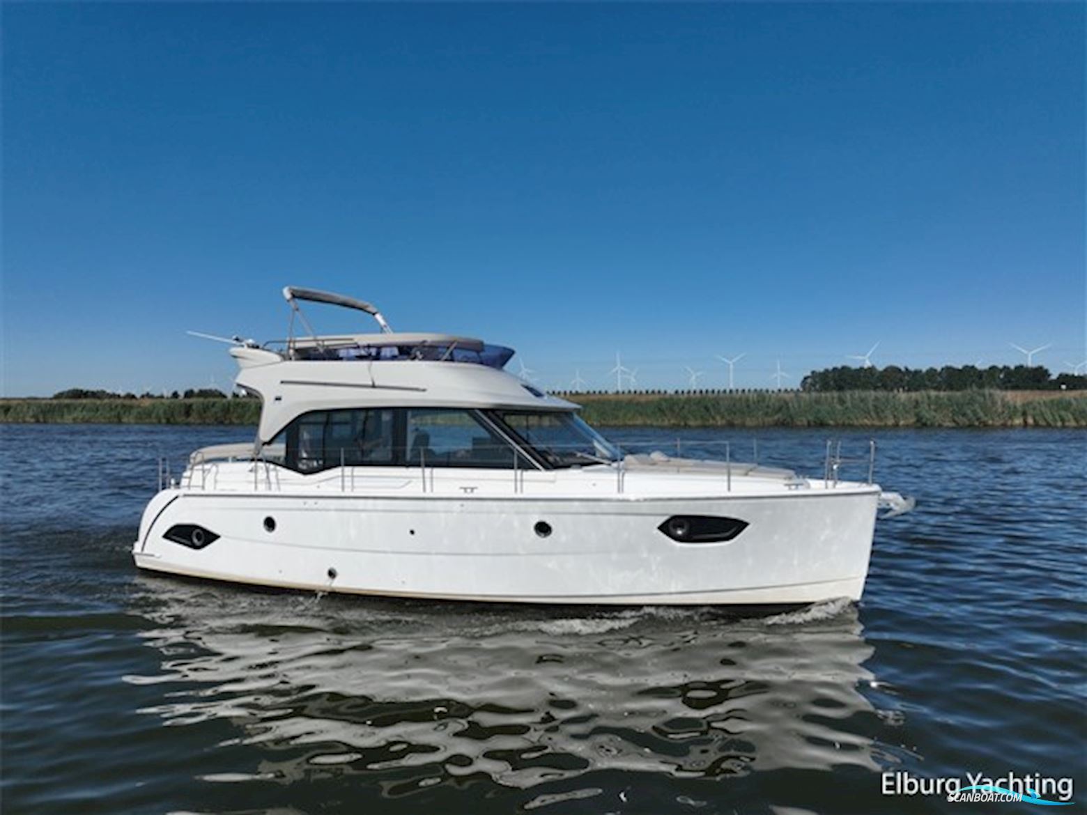 Bavaria E40 Flybridge Motorboat 2017, The Netherlands