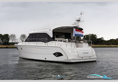 Bavaria E40 Sedan Motorboat 2017, with Volvo Penta D3-150 engine, The Netherlands