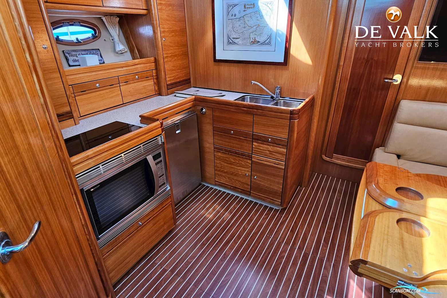 Bavaria Motor Boats 42 Sport