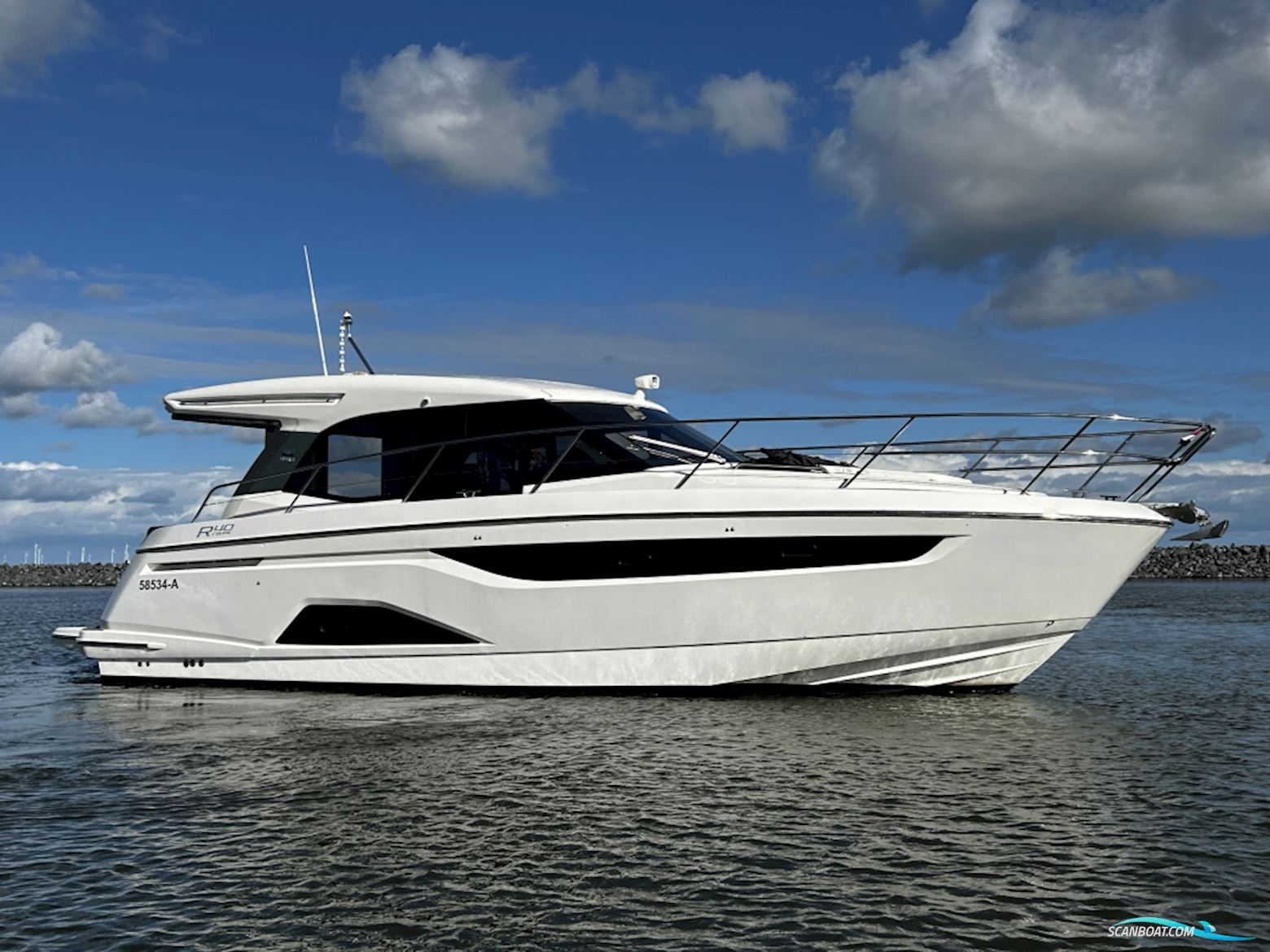 Bavaria Motor Boats R40 Coupé Motorboat 2017, with Volvo Penta engine, The Netherlands