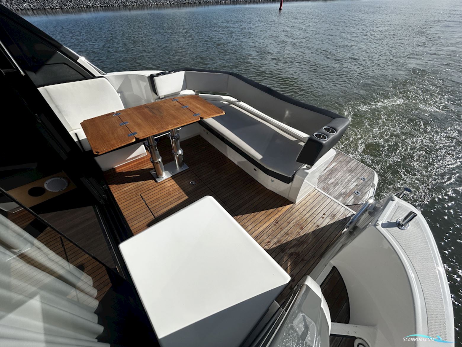 Bavaria Motor Boats R40 Coupé