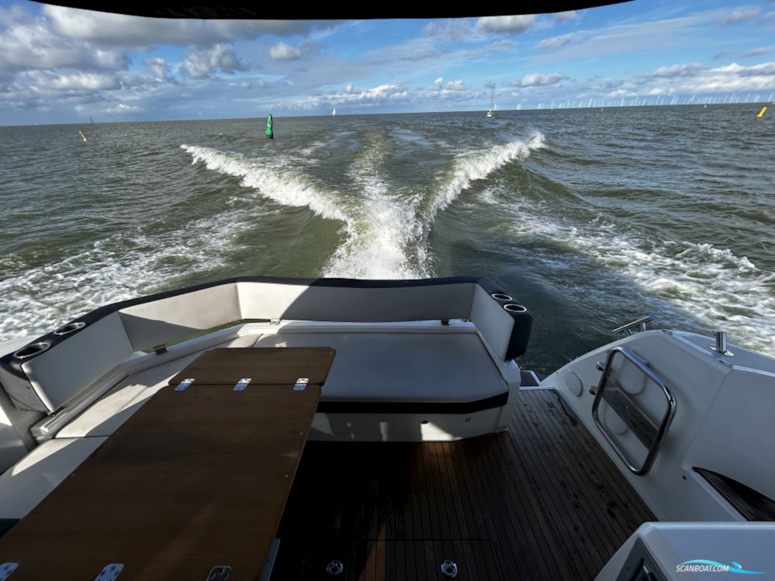 Bavaria Motor Boats R40 Coupé
