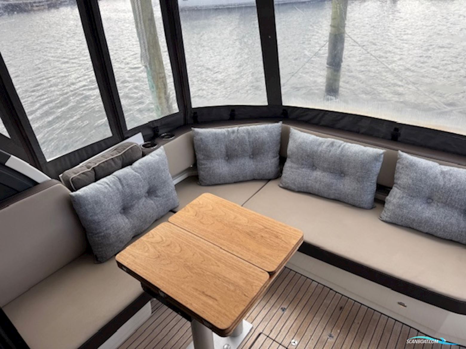 Bavaria R 40 Fly m/ Joystck