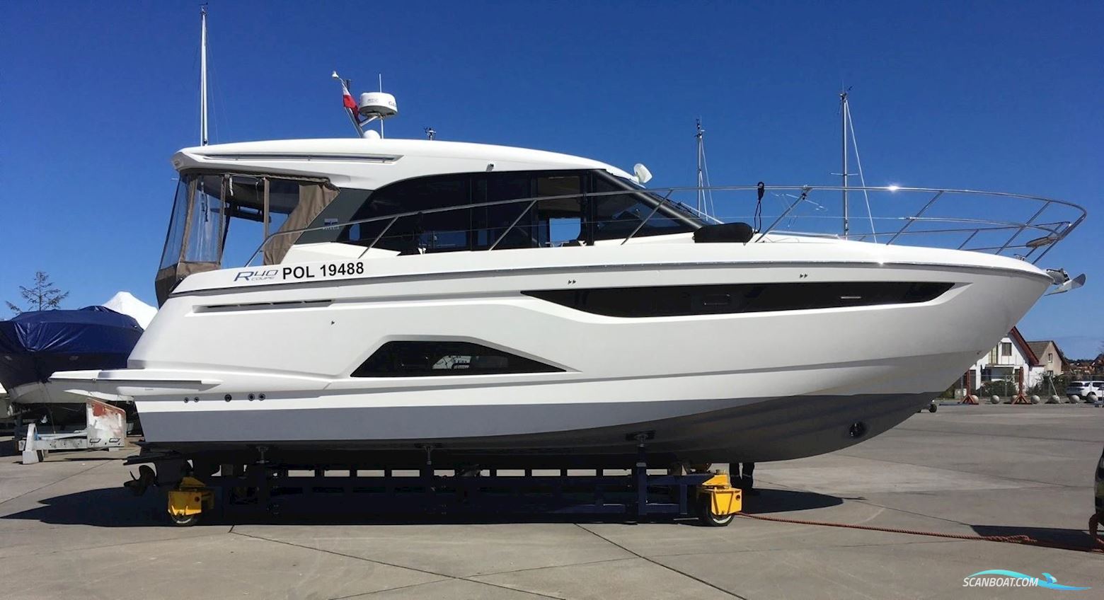 Bavaria R40 Coupe Motorboat 2018, with Volvo Penta  engine, The Netherlands