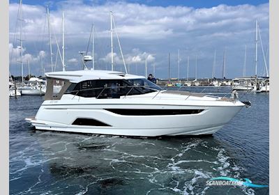 Bavaria R40 Coupe Motorboat 2021, with Volvo Penta D6-380A-G/Dpi engine, Denmark